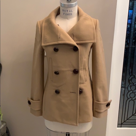 Babaton Jackets & Blazers - Babaton coat in xxs